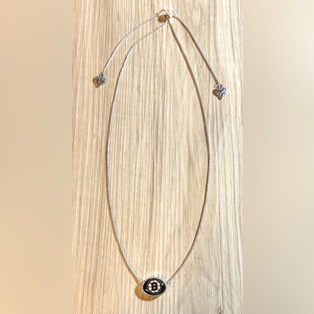 Silver Tone Boston Bruins Bolo Necklace, 13" Adjustable